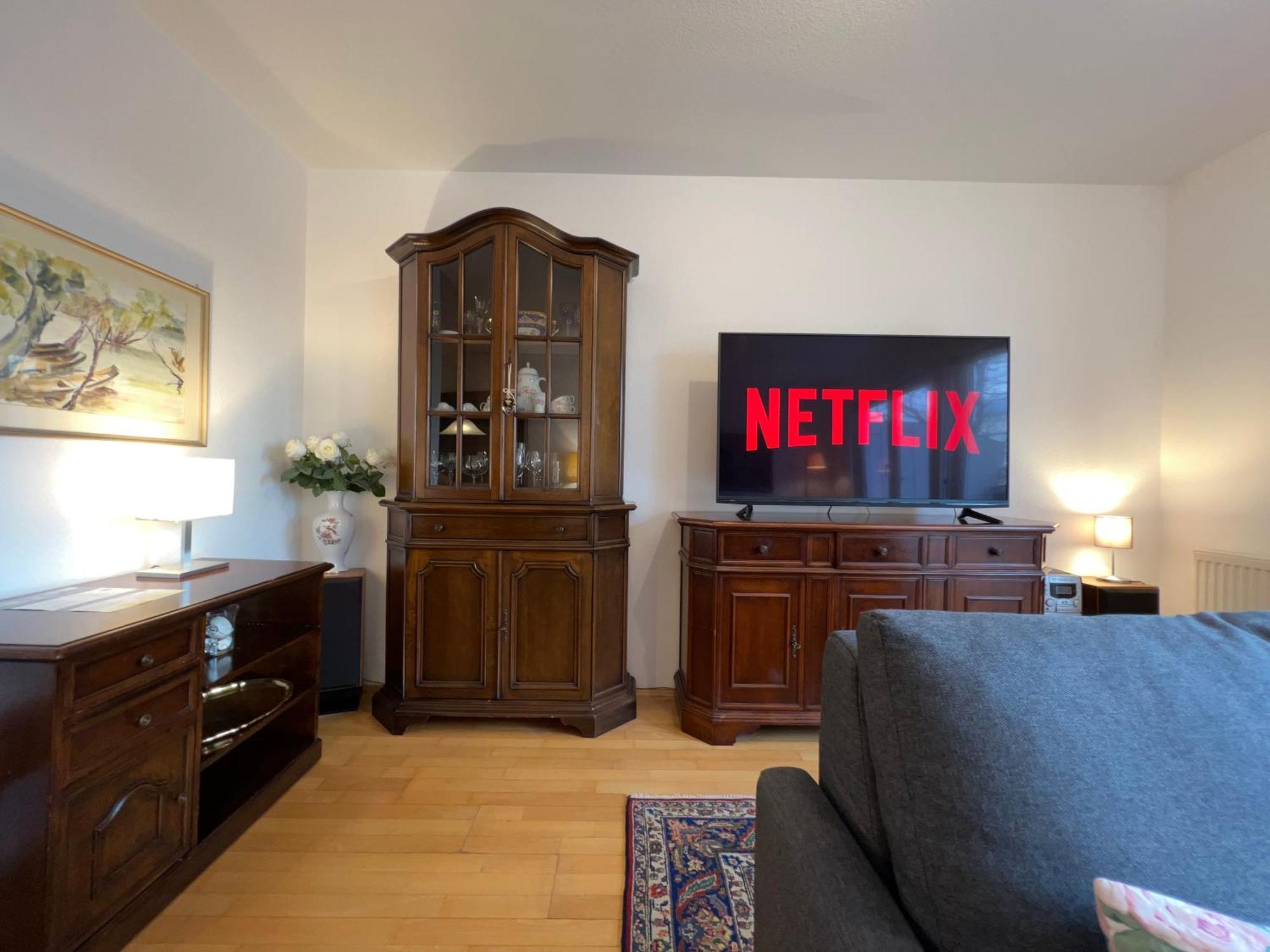 Maisonette Penthouse Fuer 8 Personen By Rabe - Free Netflix & Kostenloser Parkplatz & Grosse Terrasse Karlsruhe Luaran gambar